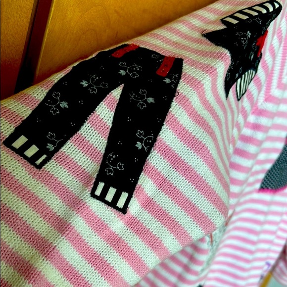 Fabulous Unique Cardigan - Picture 4 of 16